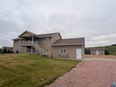 Homes For Sale - 106 Elm Street<br/> Oacoma, SD 57365