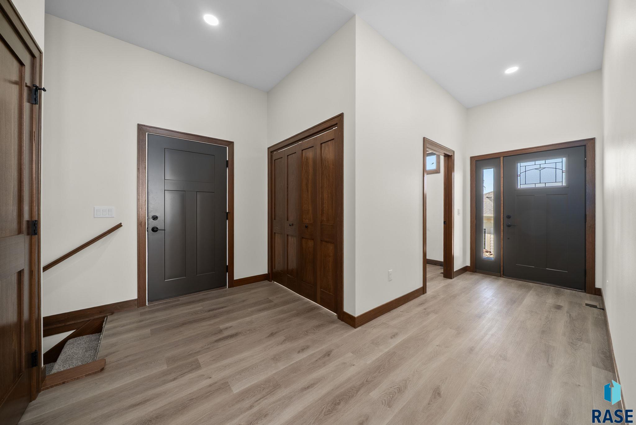 7804 E Bull Pine Trl