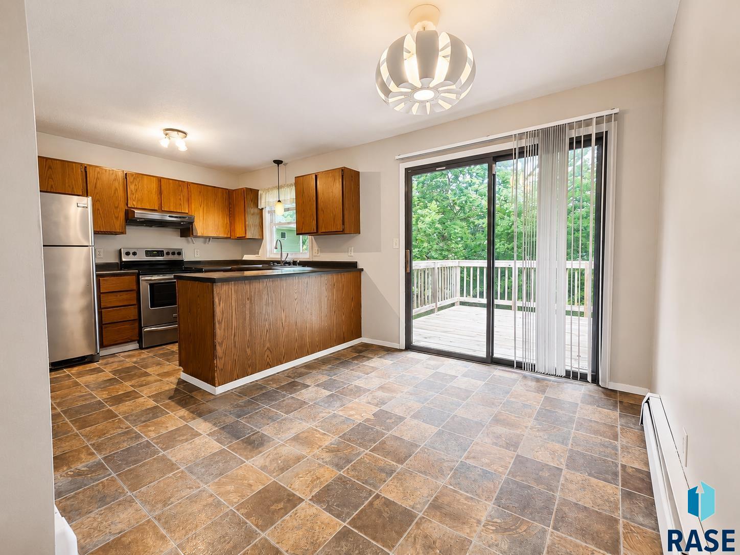 2905 E Klondike Trl
