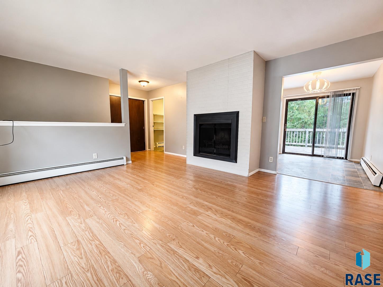 2905 E Klondike Trl