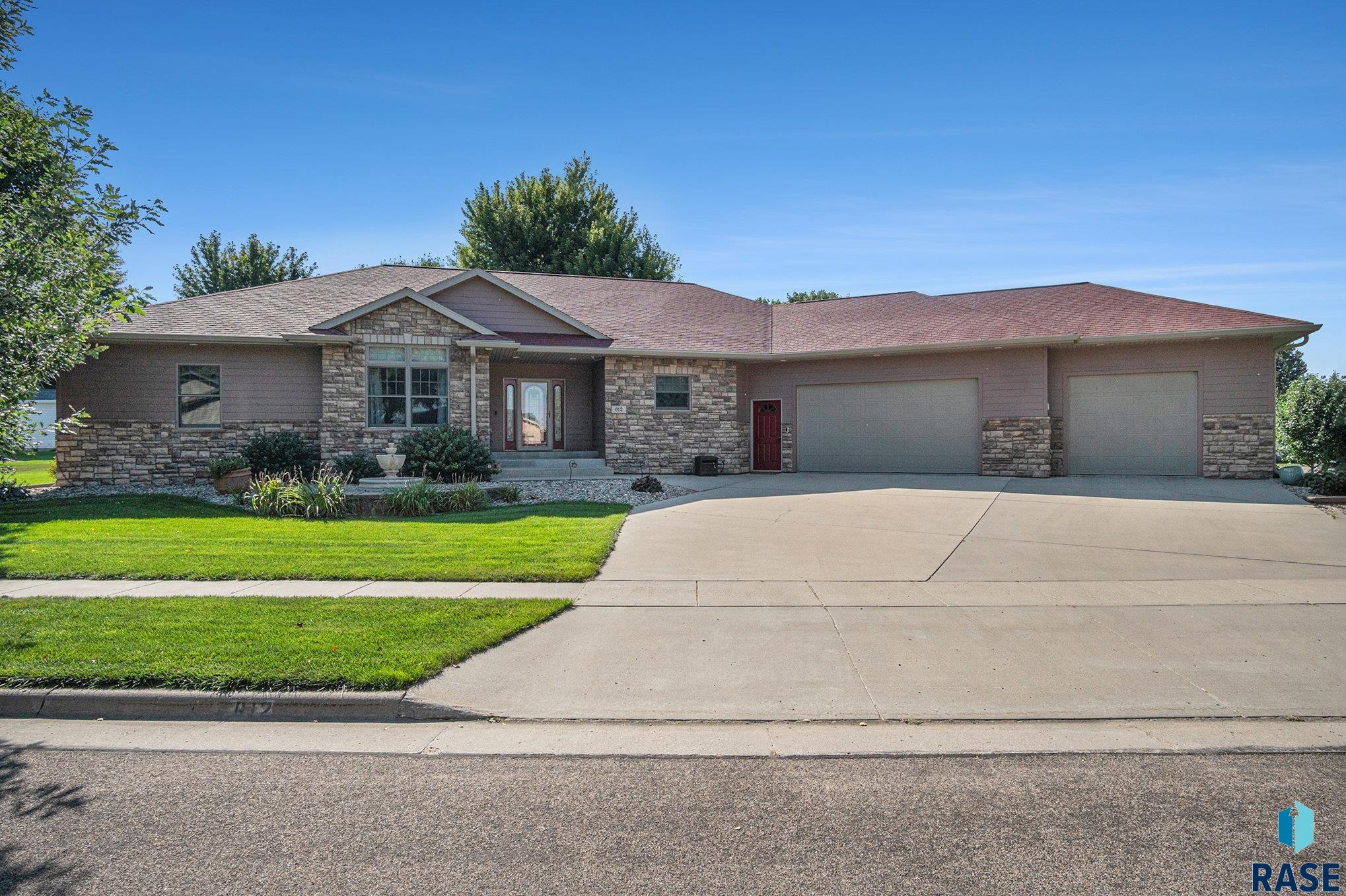 612 Britz Dr