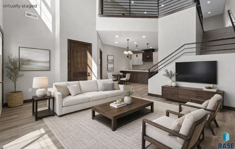 Photo of 8619 W Shoreline Pl, Sioux Falls, SD 57107 (MLS # 22602254)