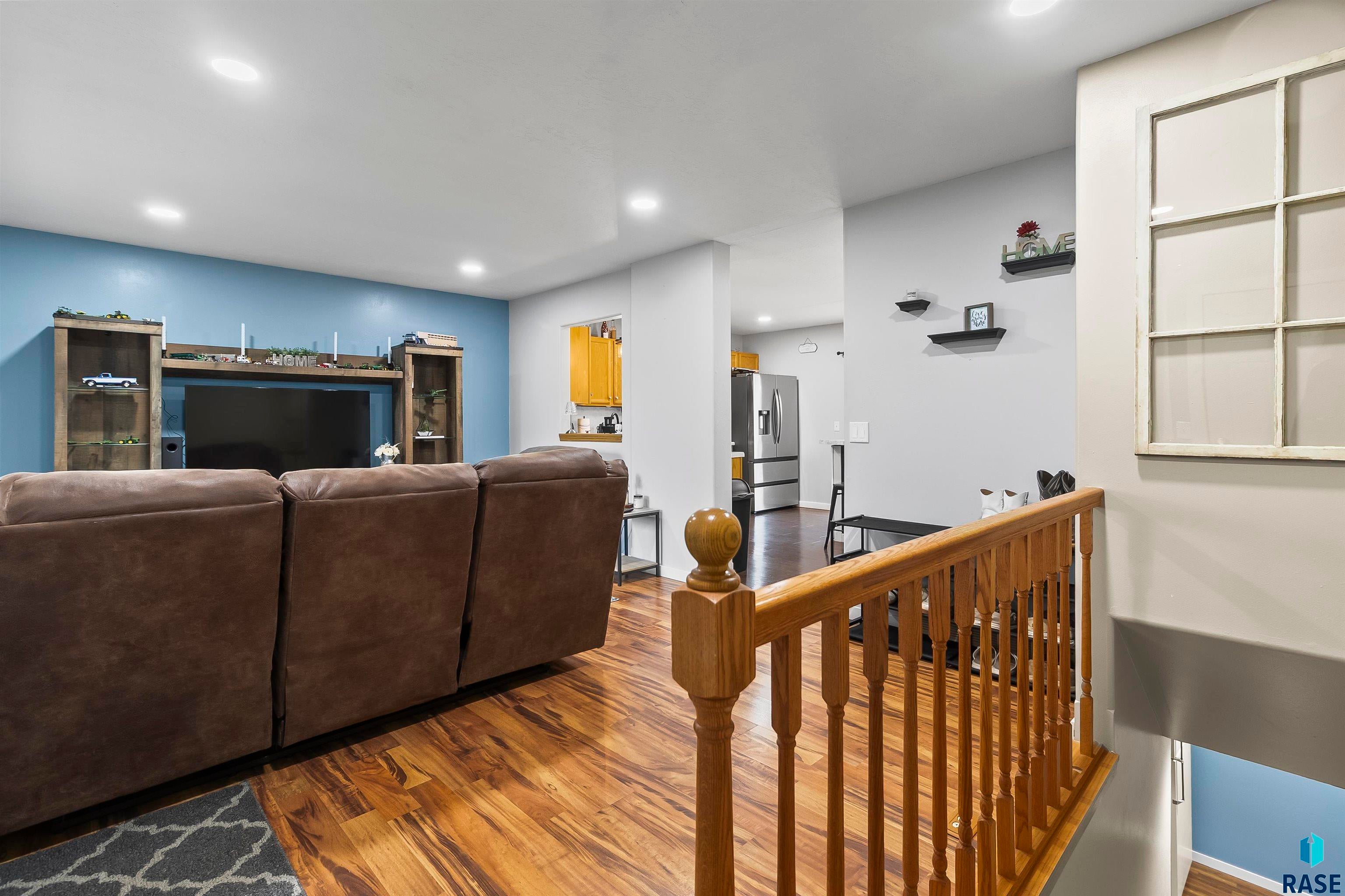 204 N Steven St