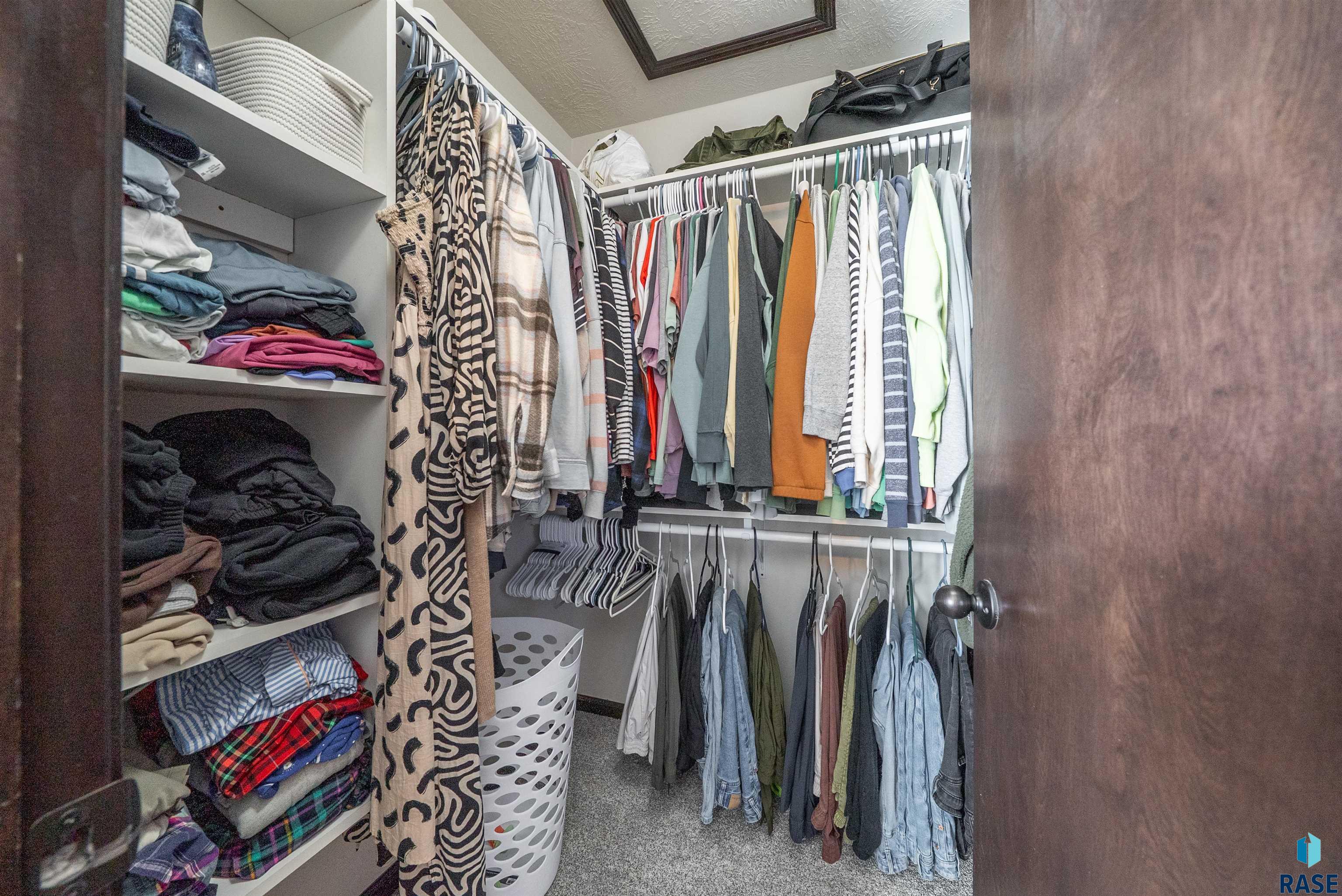 Harrisburg, South Dakota 57032, United States, 4 Bedrooms Bedrooms, ,2 BathroomsBathrooms,Residential,Active,228074