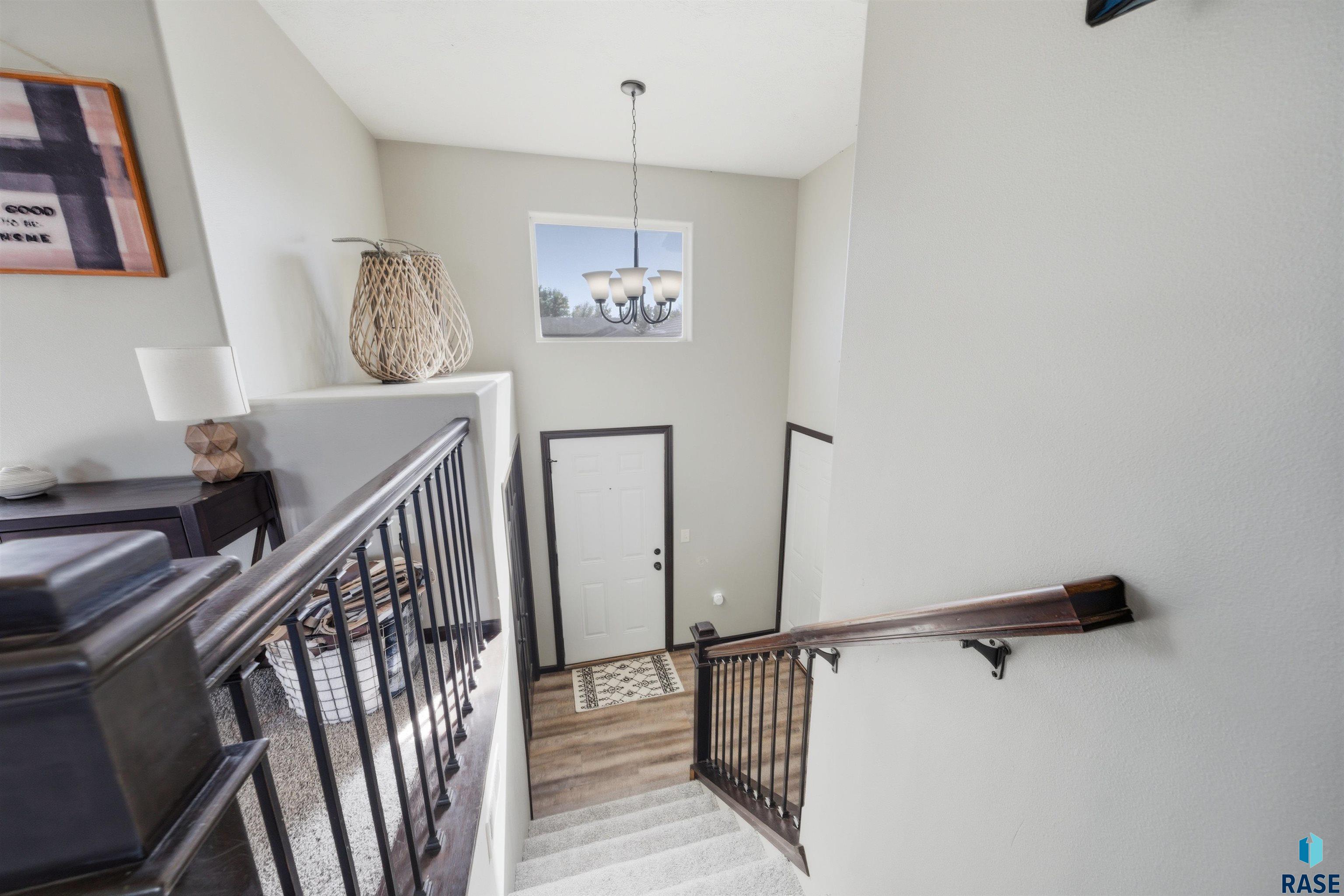 Harrisburg, South Dakota 57032, United States, 4 Bedrooms Bedrooms, ,2 BathroomsBathrooms,Residential,Active,228074