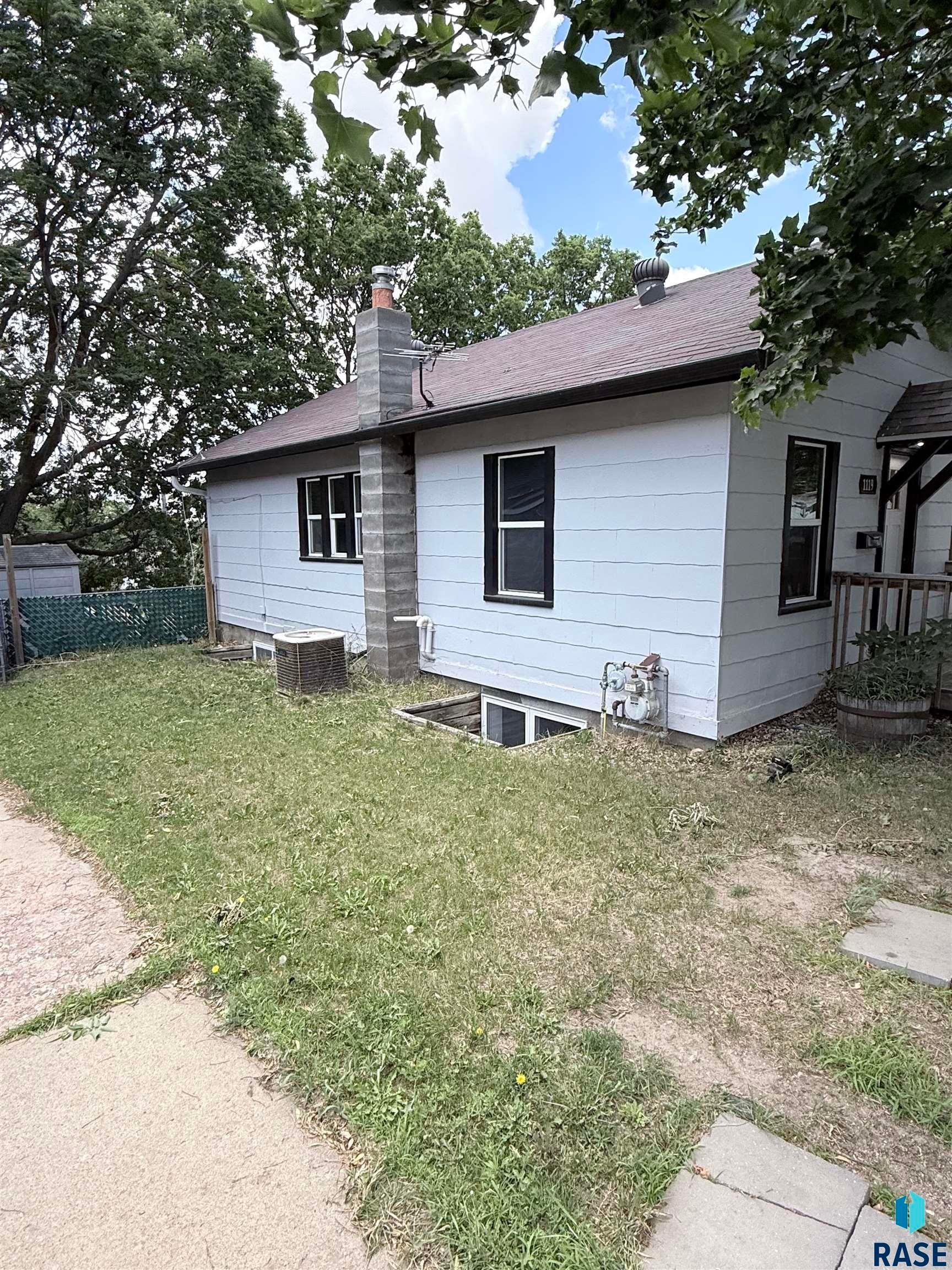1119 N Duluth Ave