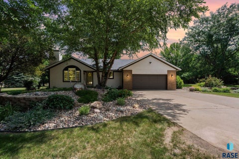 Homes For Sale - 26986 Cactus Place<br/> Sioux Falls, SD 57108