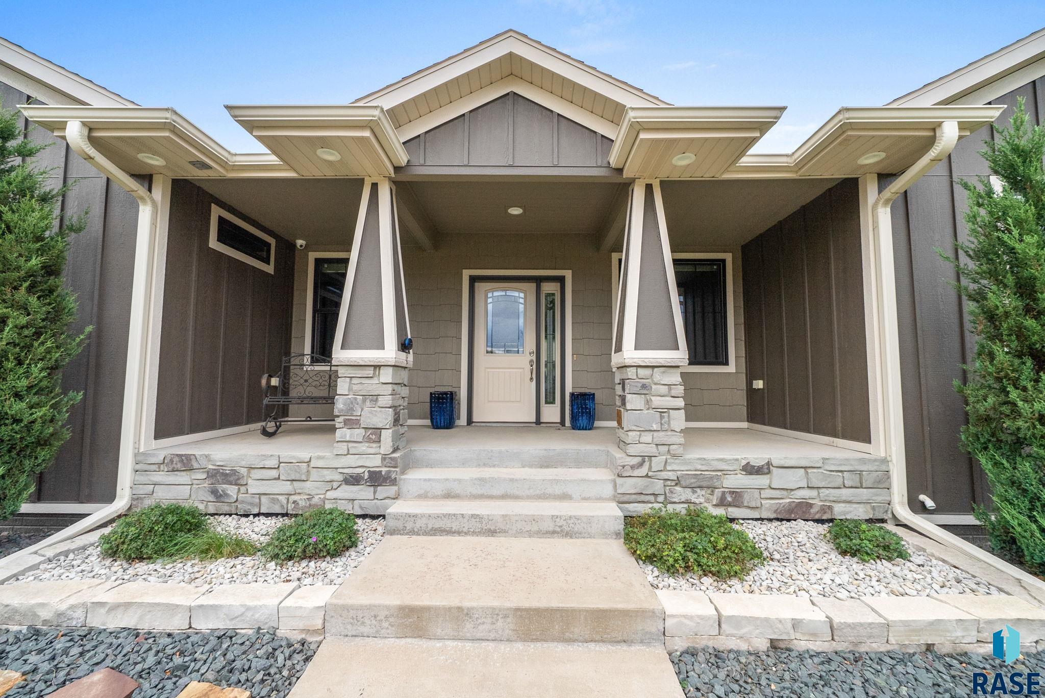 Sioux Falls, South Dakota 57108, United States, 5 Bedrooms Bedrooms, ,3 BathroomsBathrooms,Residential,Active,229236