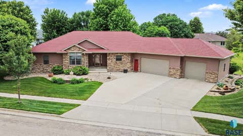 Homes For Sale - 612 Britz Drive<br/> Luverne, MN 56156
