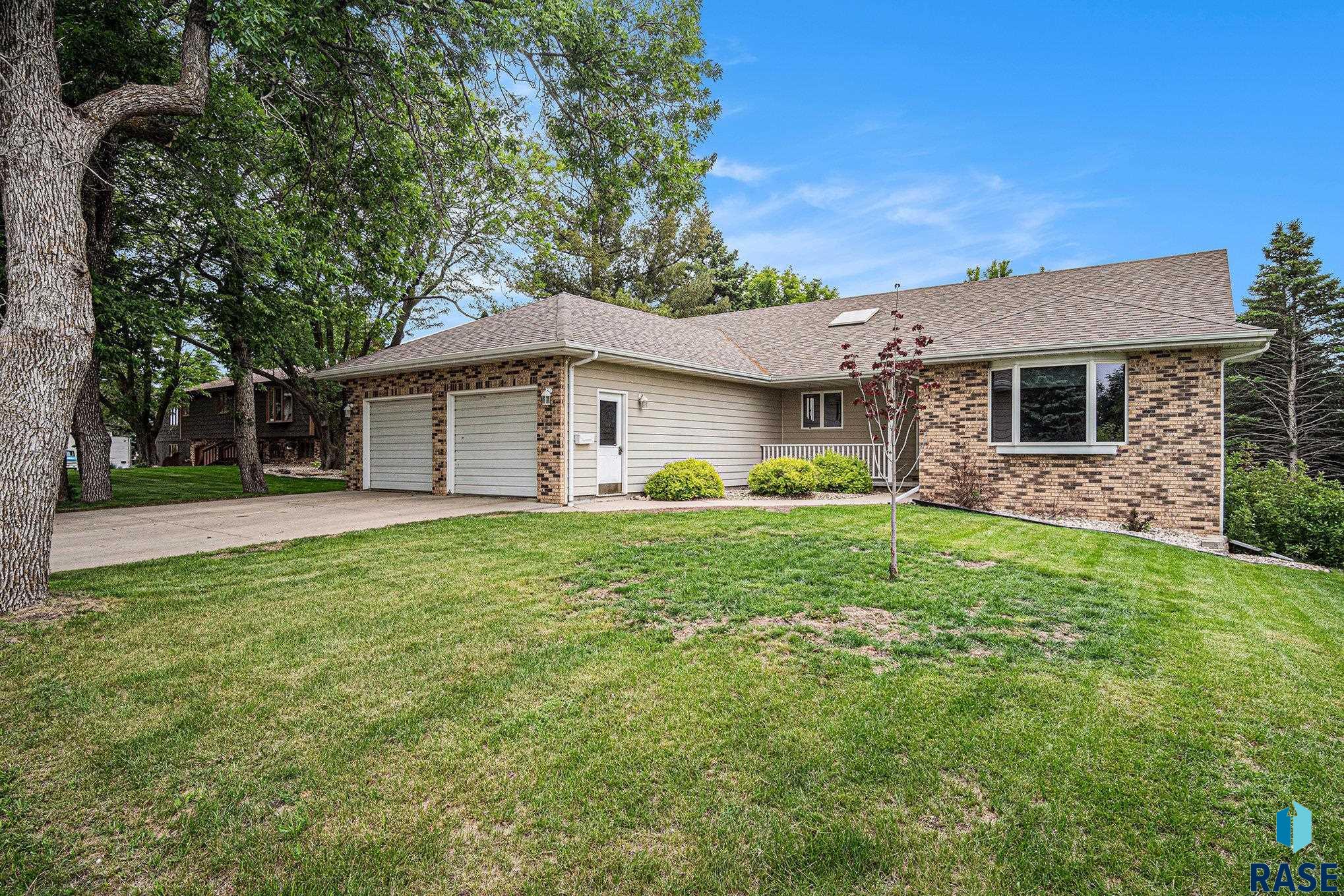 1024 N Josephine Ave