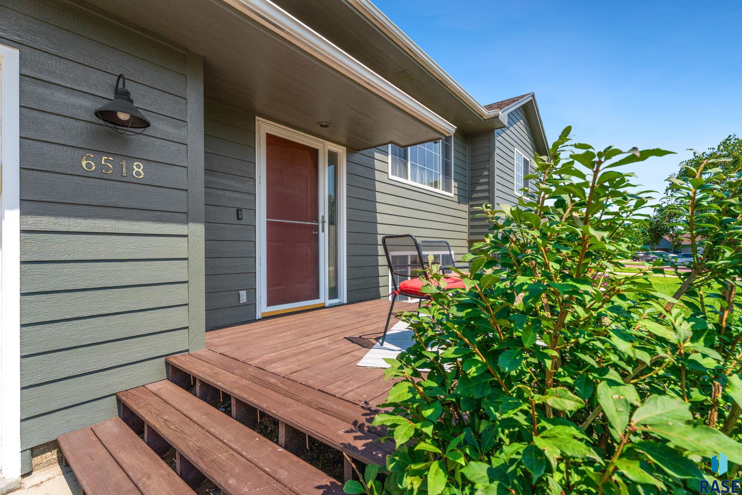 Sioux Falls, South Dakota 57106, United States, 3 Bedrooms Bedrooms, ,2 BathroomsBathrooms,Residential,Active,182847