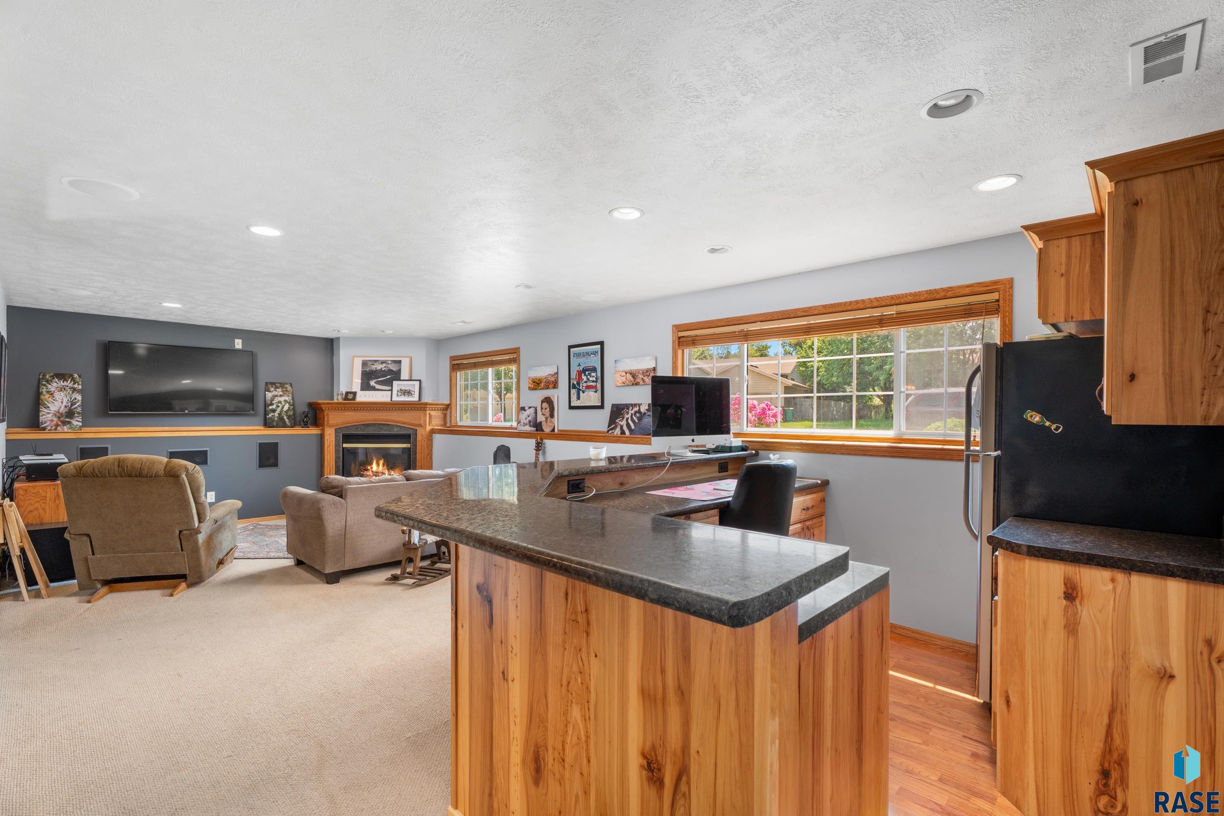 Sioux Falls, South Dakota 57106, United States, 3 Bedrooms Bedrooms, ,2 BathroomsBathrooms,Residential,Active,182847