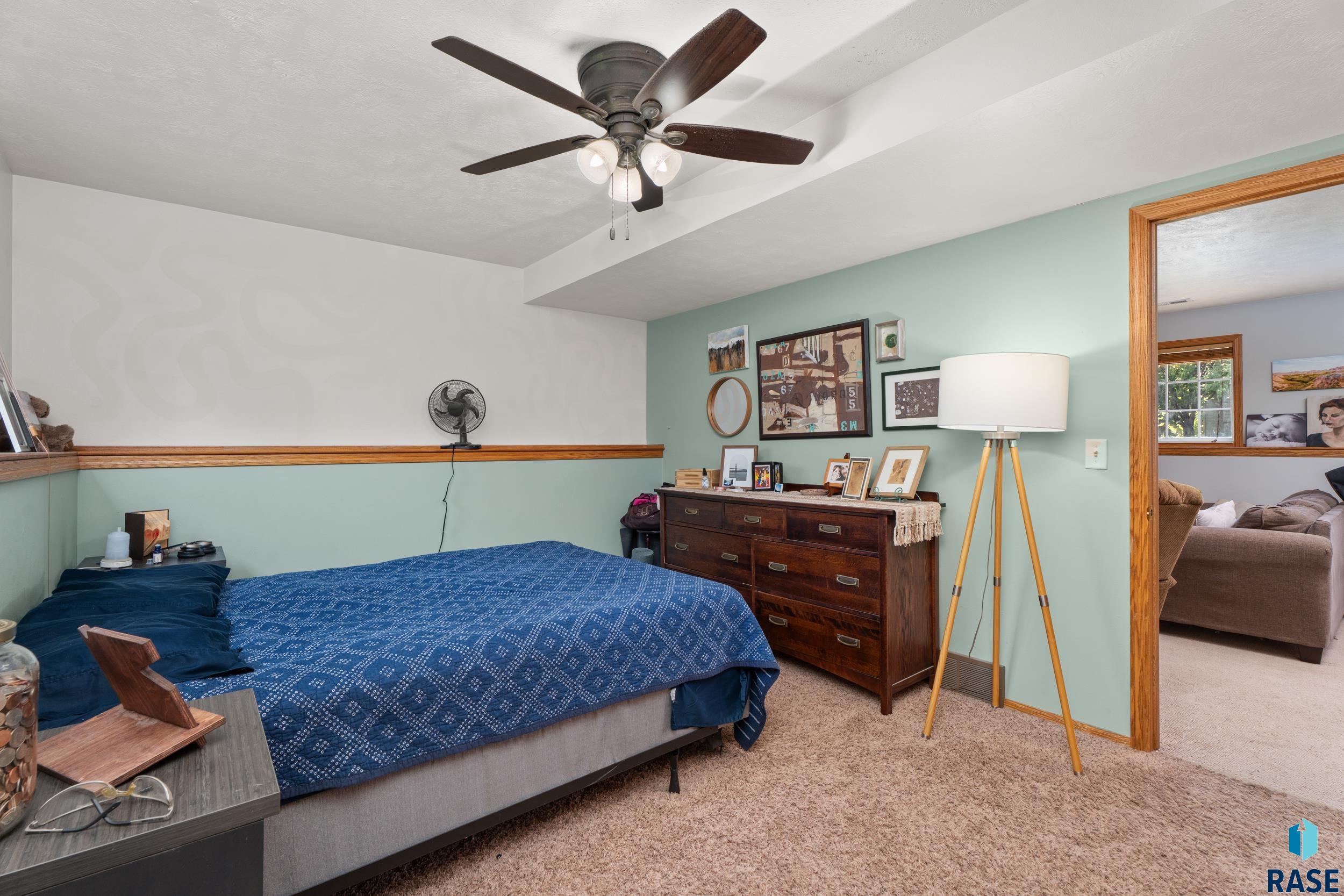 Sioux Falls, South Dakota 57106, United States, 3 Bedrooms Bedrooms, ,2 BathroomsBathrooms,Residential,Active,182847