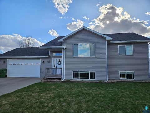 Photo of 722 Leprechaun Cir, Brookings, SD 57006 (MLS # 22602516)