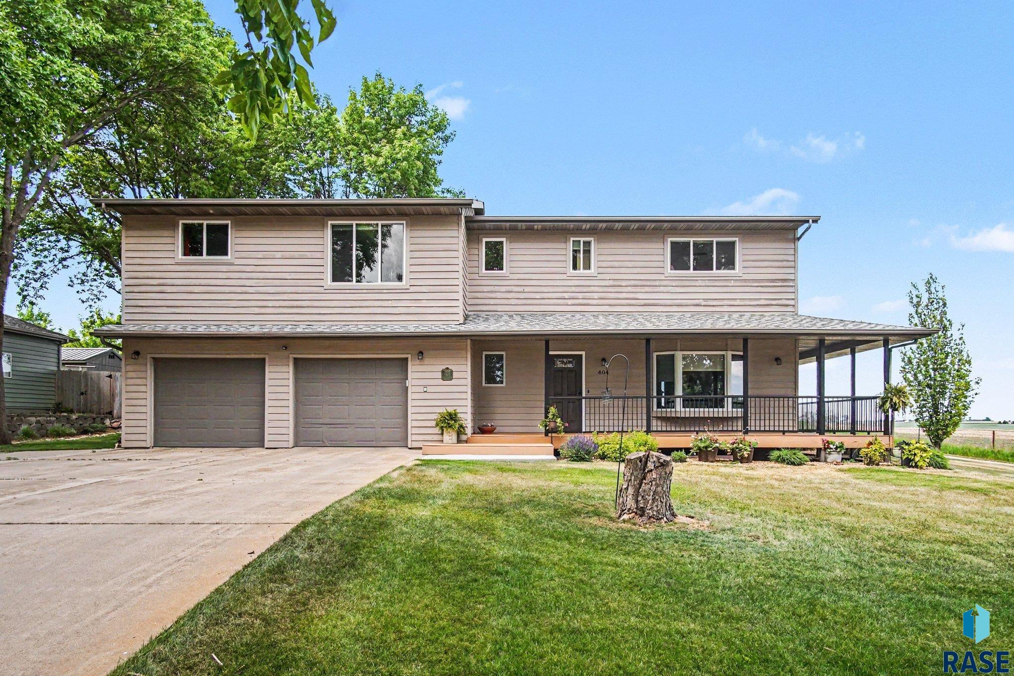404 Cedar Ct - Photo 2