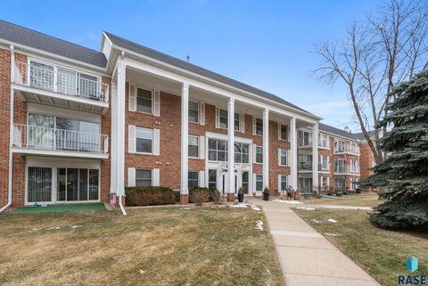 Condo For Sale - 2501 S Kiwanis Avenue #210<br/> Sioux Falls, SD 57105
