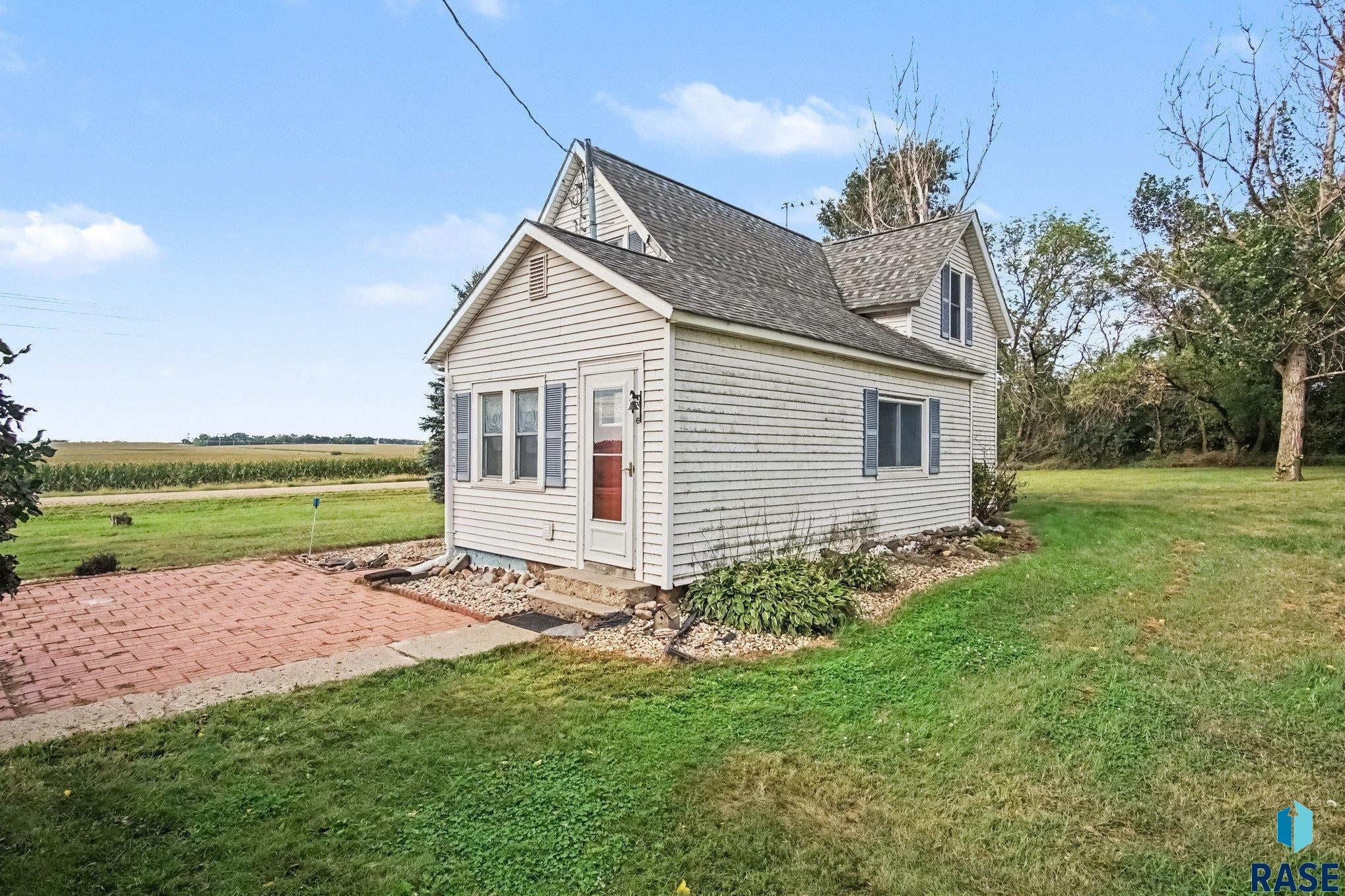 45018 233 St - Photo 3