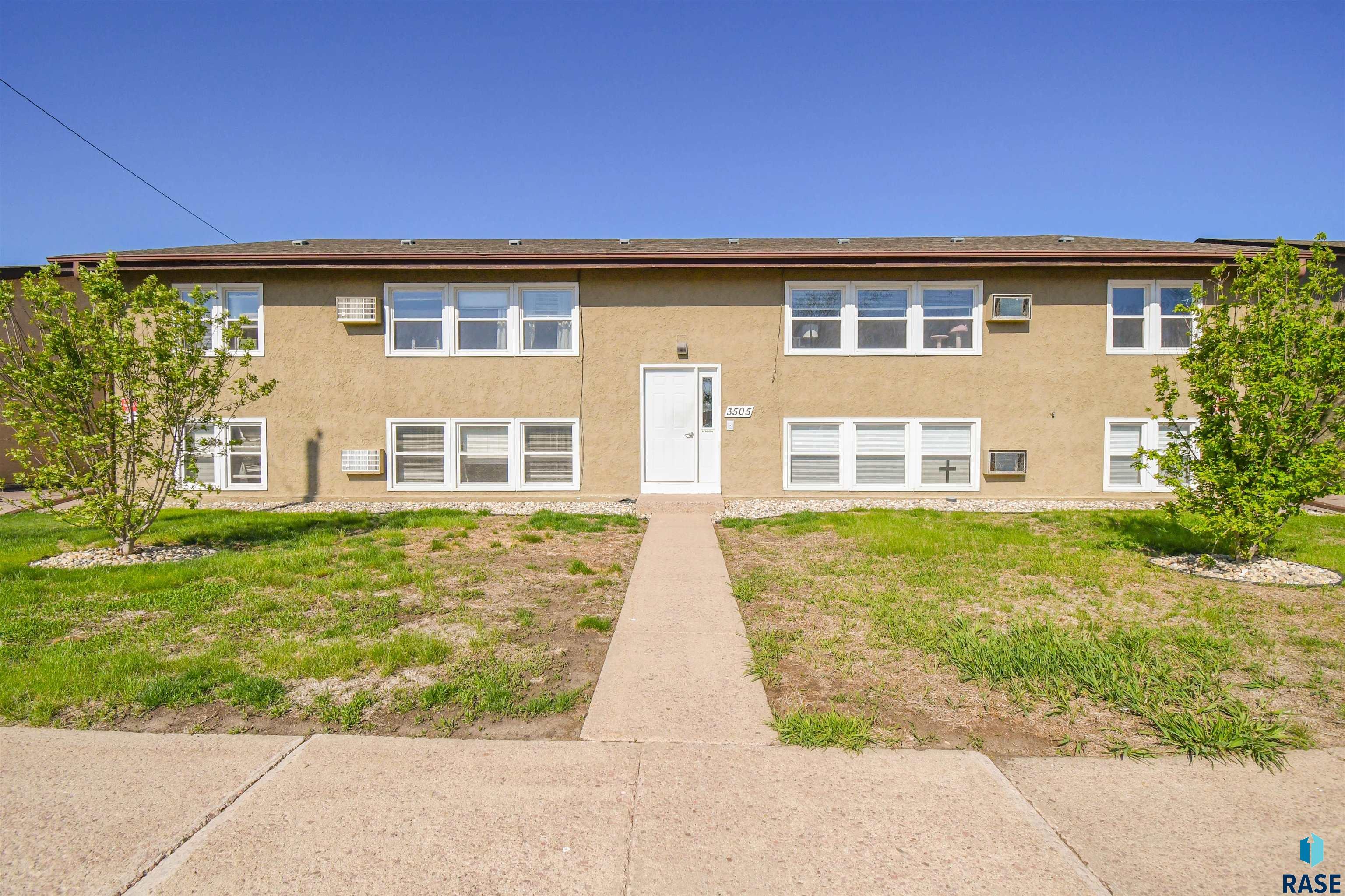 3501 -3609 S West Ave
