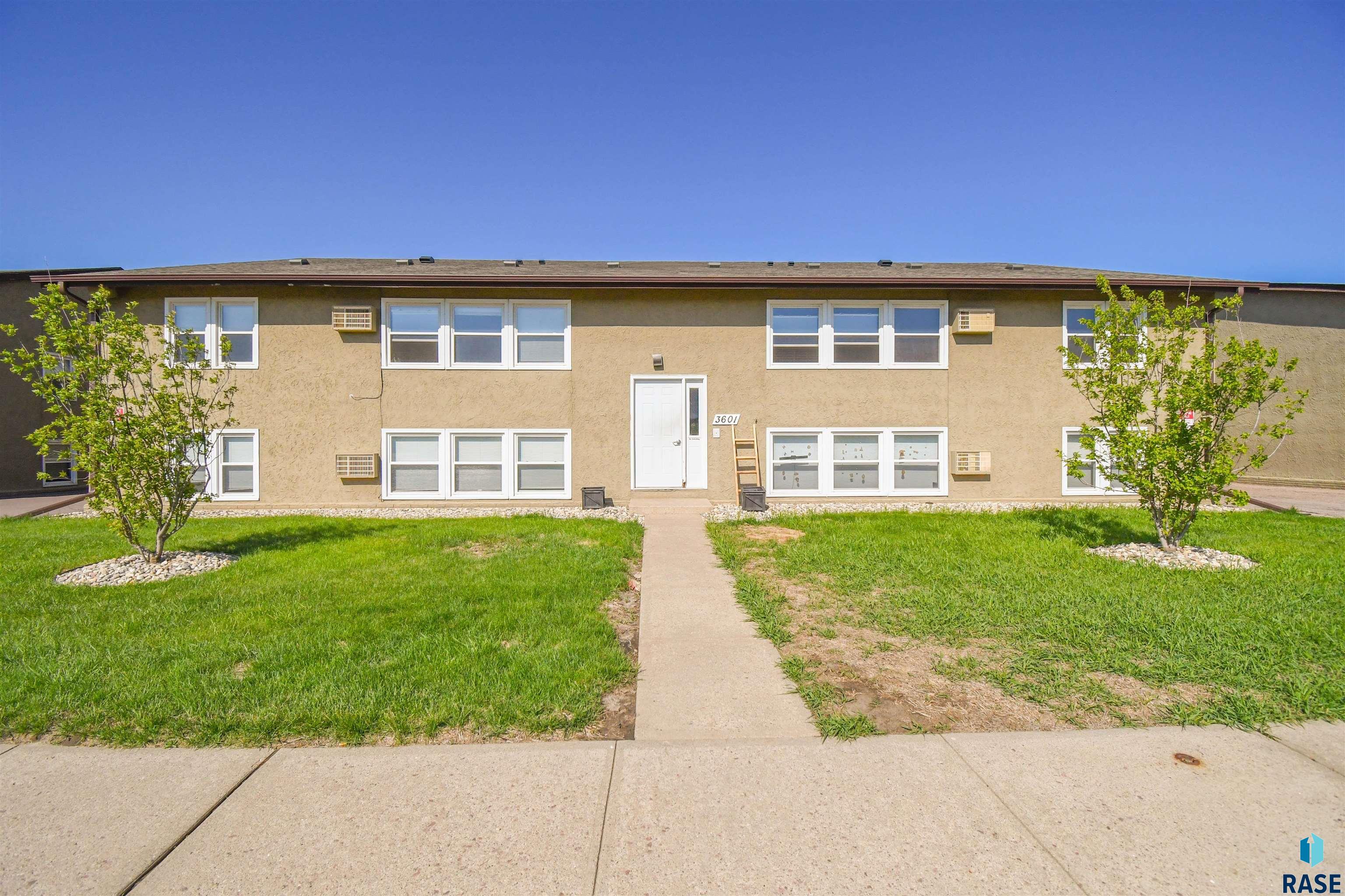 3501 -3609 S West Ave