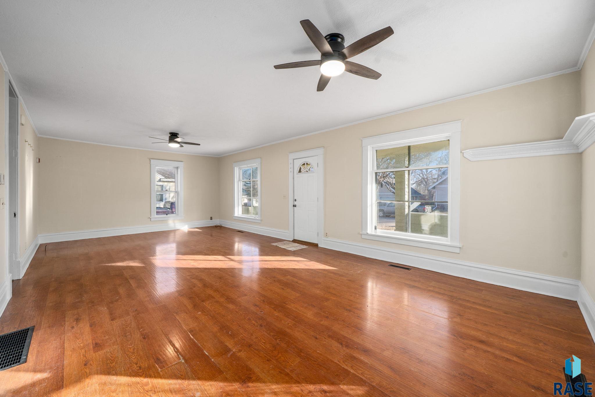 201 E Adams Ave