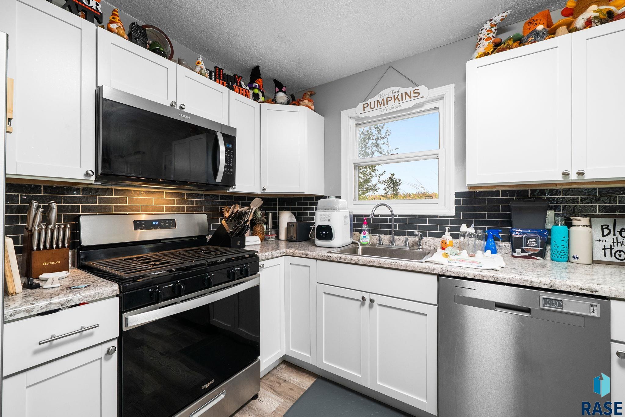 418 Regal Cir