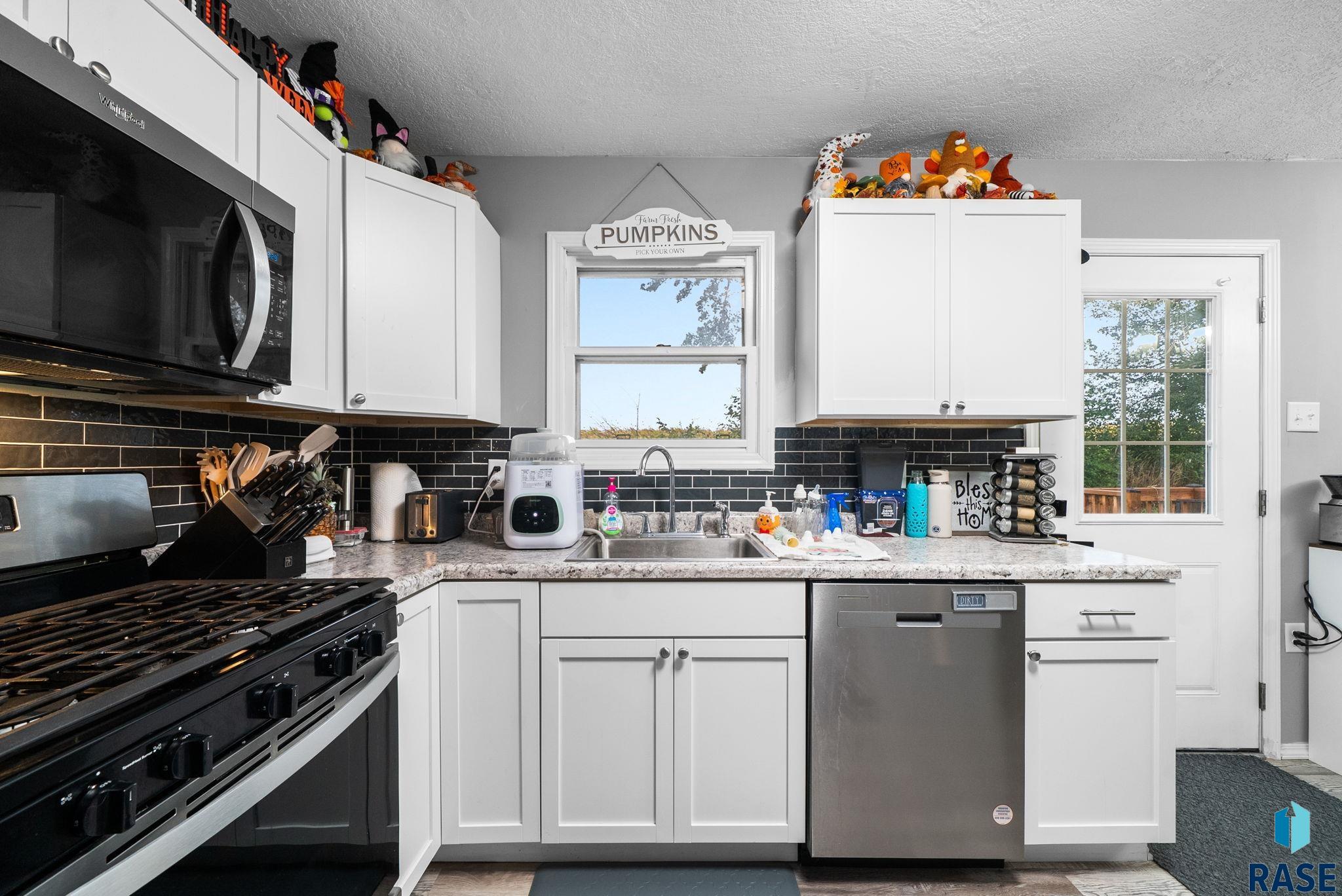 418 Regal Cir