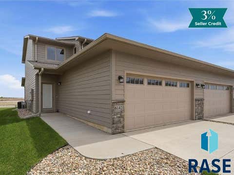 Townhouse For Sale - 6142 S Bison Place<br/> Sioux Falls, SD 57108