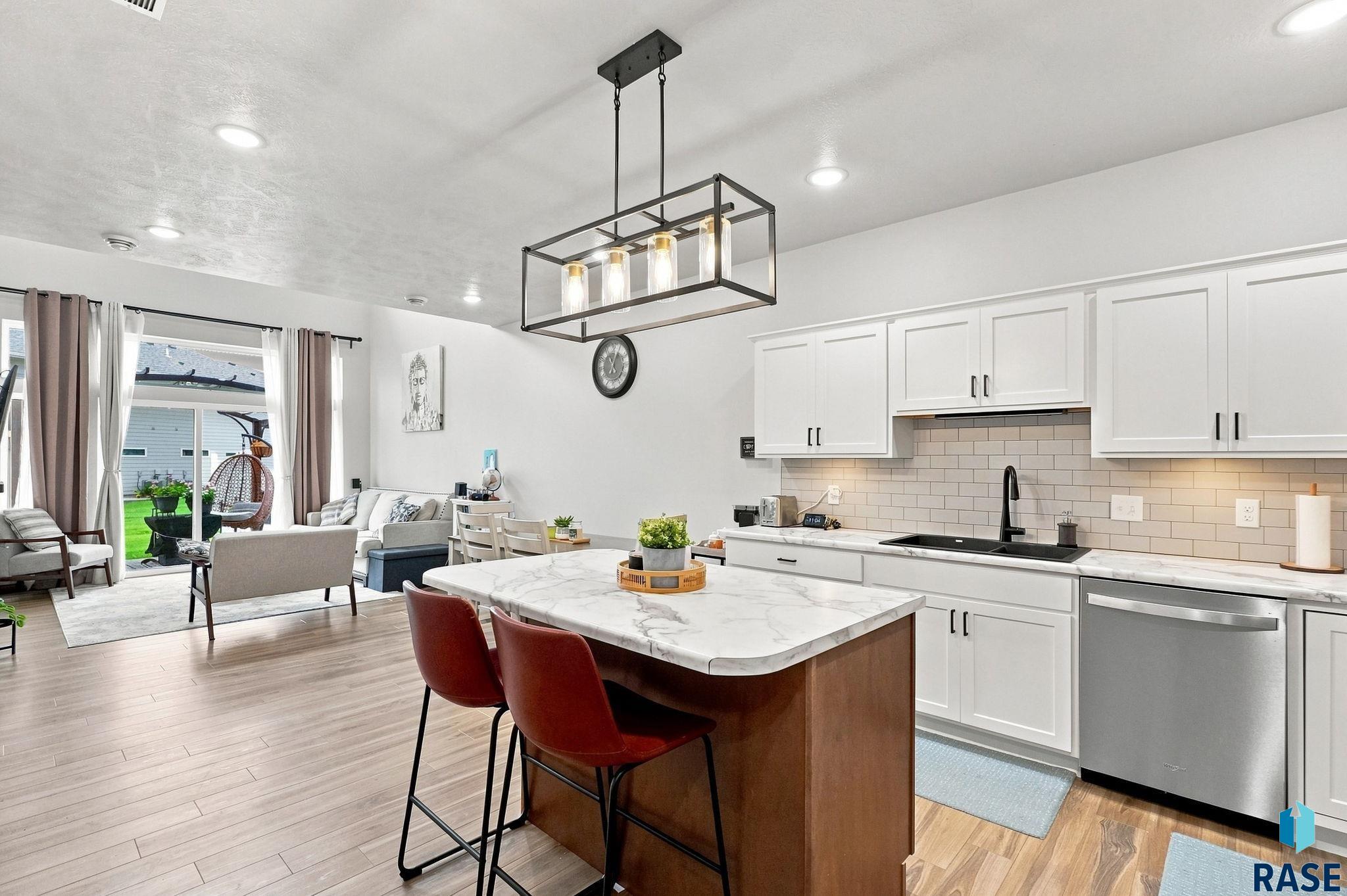 2310 E Copalis Pl