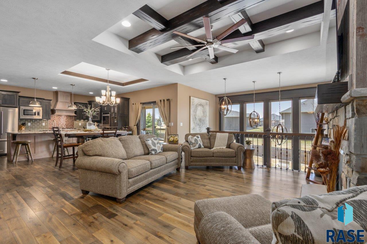 8917 W Dragonfly Dr