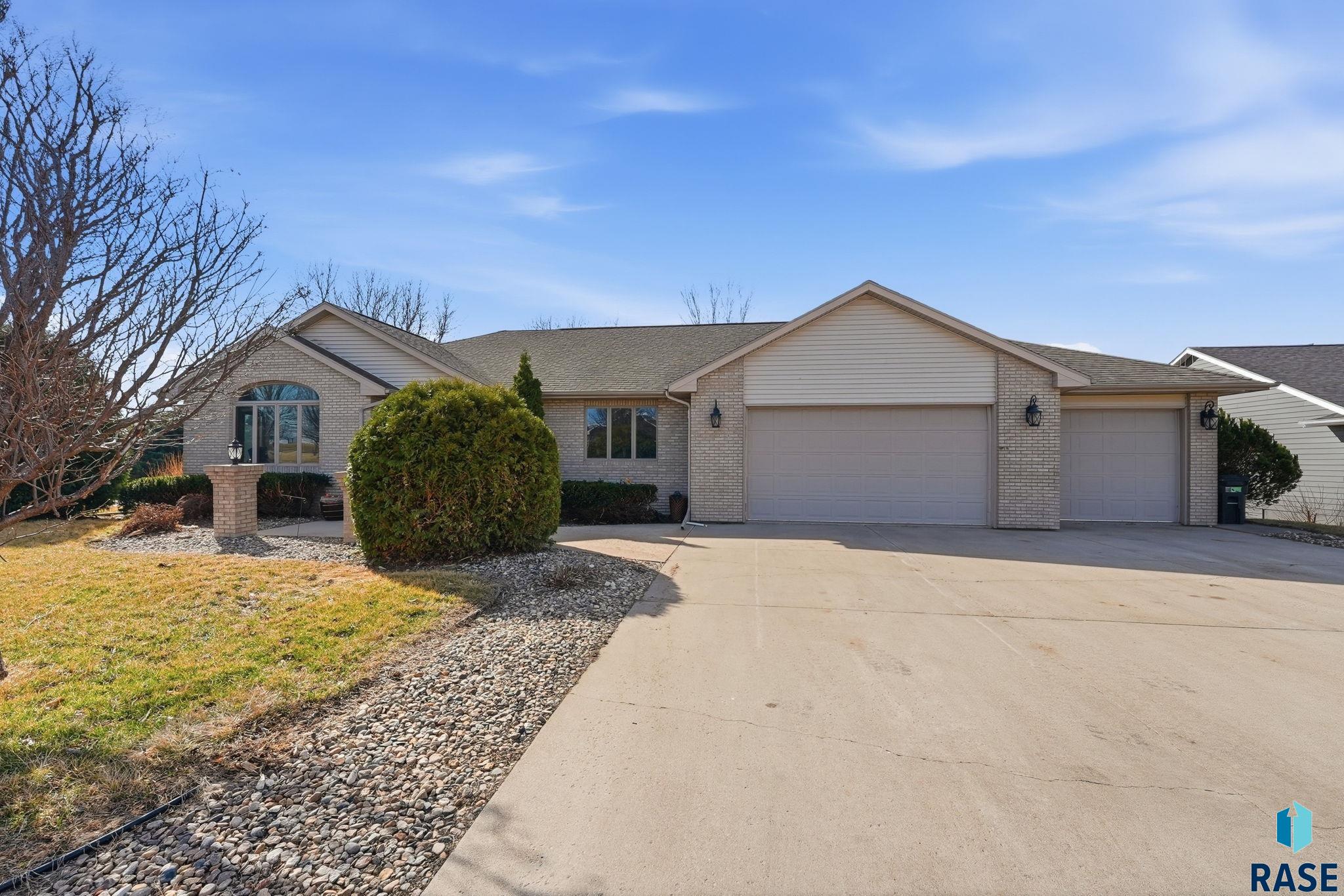 45 Golf Dr