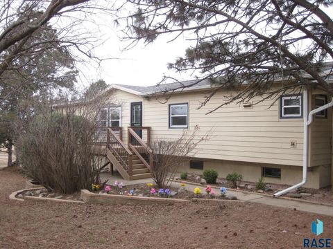 Homes For Sale - 24253 467a Avenue<br/> Dell Rapids, SD 57022