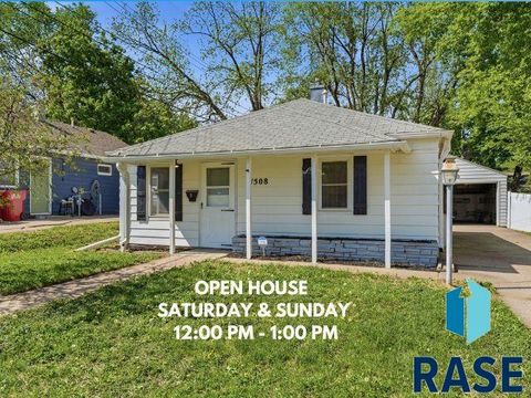 Photo of 1508 W 28th St, Sioux Falls, SD 57105 (MLS # 22603467)