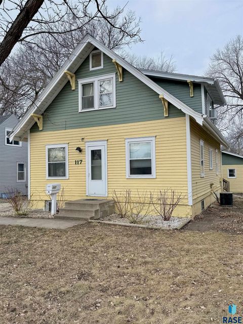 Multifamily For Sale - 117 S Pine Street<br/> Vermillion, SD 57069