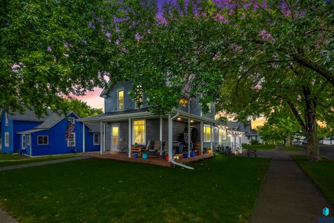 Photo of 100 W Prospect Ave, Flandreau, SD 57028 (MLS # 22607375)