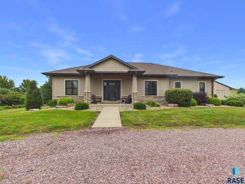 Homes For Sale - 26395 Mchardy Circle<br/> Valley Springs, SD 57068