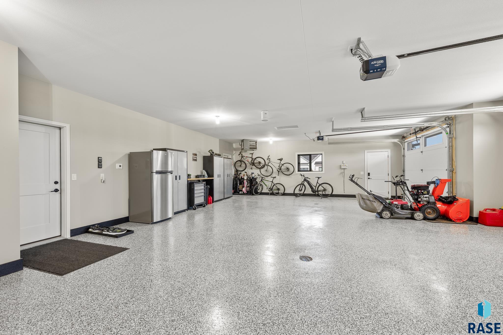 431 Brody Ct