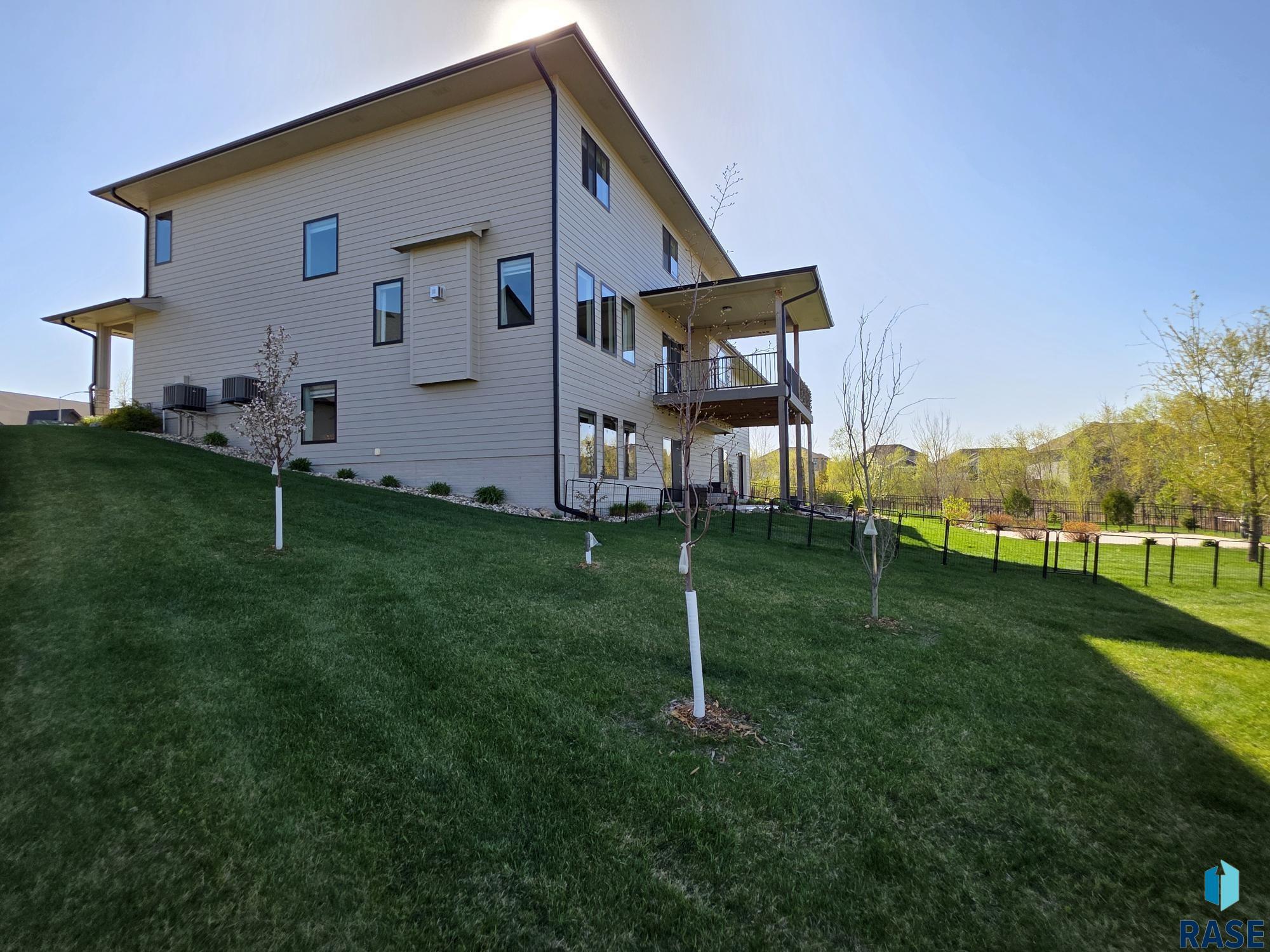 7308 E Gray Eagle Cir