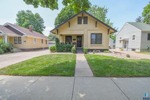 Homes For Sale - 1109 S West Avenue<br/> Sioux Falls, SD 57105
