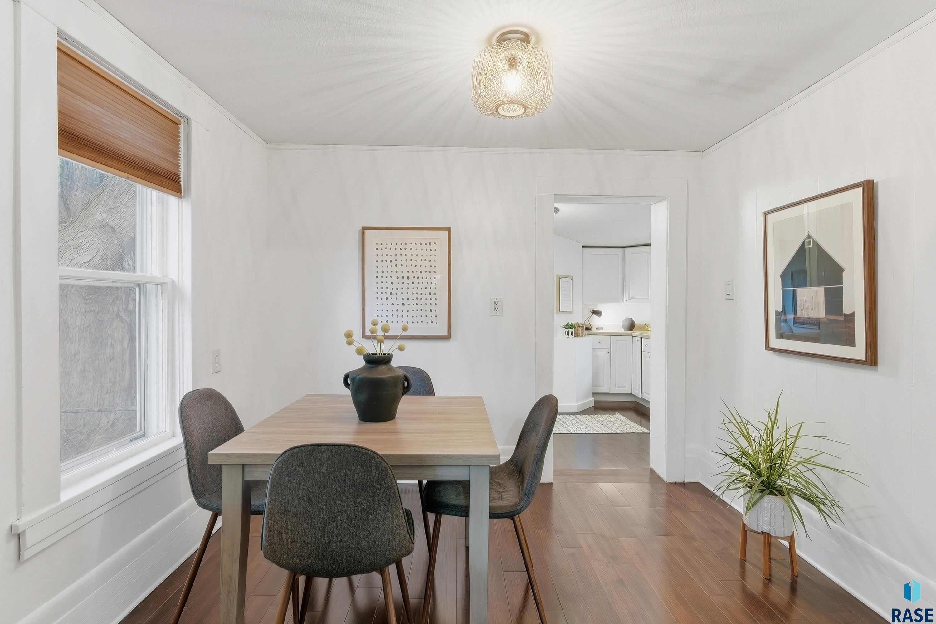 Sioux Falls, South Dakota 57105, United States, 3 Bedrooms Bedrooms, ,1 BathroomBathrooms,Residential,Active,228173