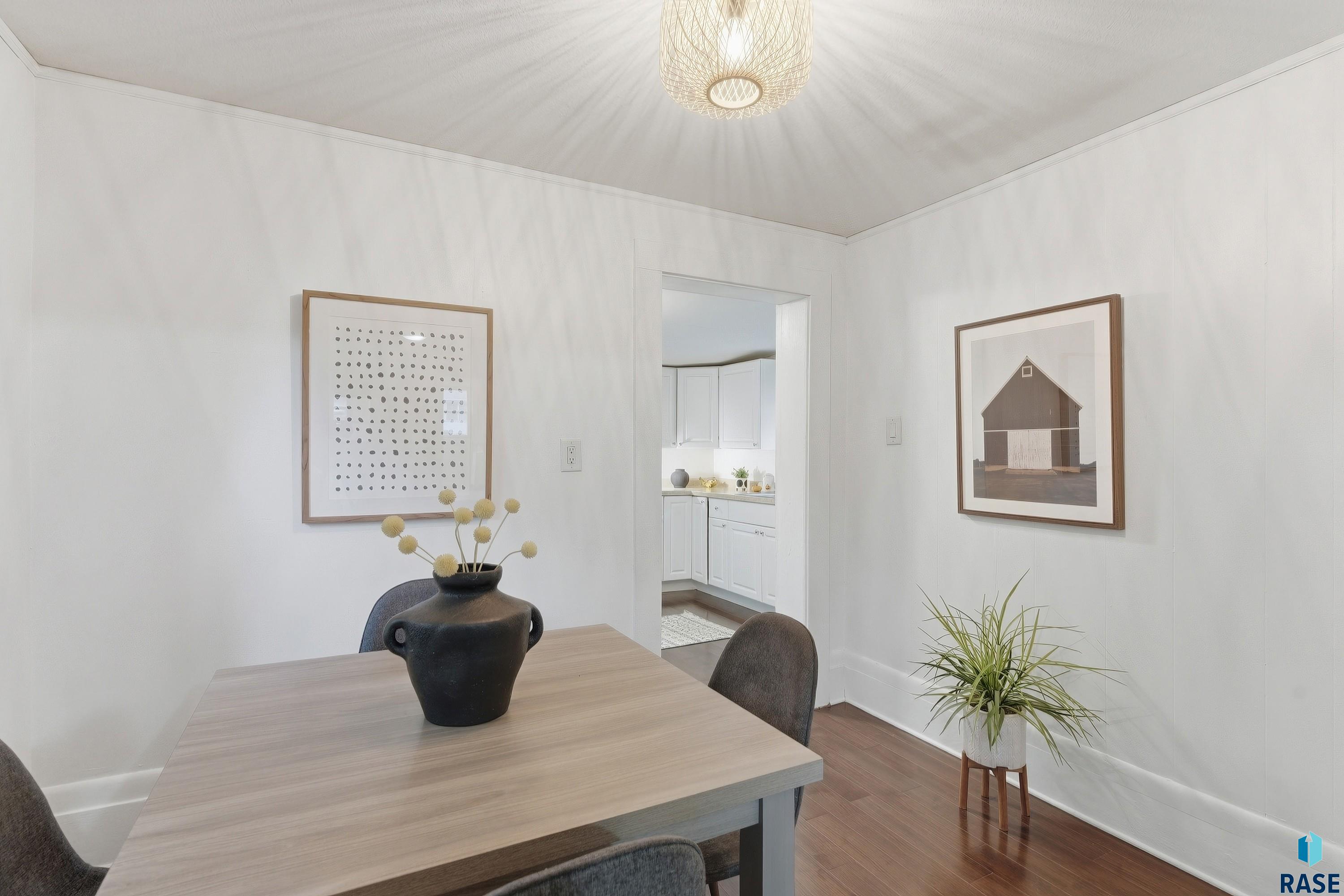 Sioux Falls, South Dakota 57105, United States, 3 Bedrooms Bedrooms, ,1 BathroomBathrooms,Residential,Active,228173