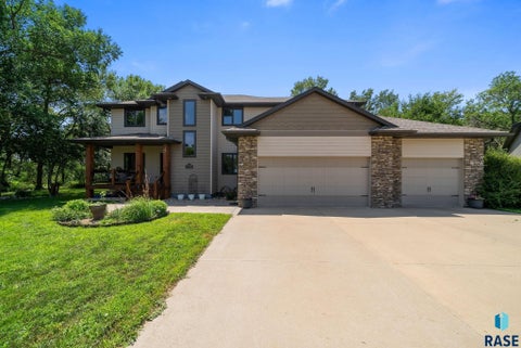 Photo of 26945 456th Ave, Parker, SD 57053 (MLS # 22607229)