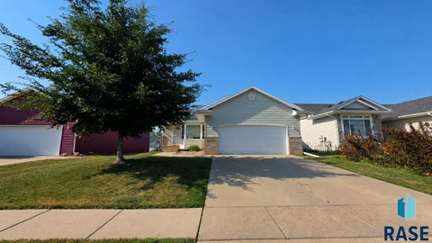 Photo of 7308 W 51st St, Sioux Falls, SD 57106 (MLS # 22607726)