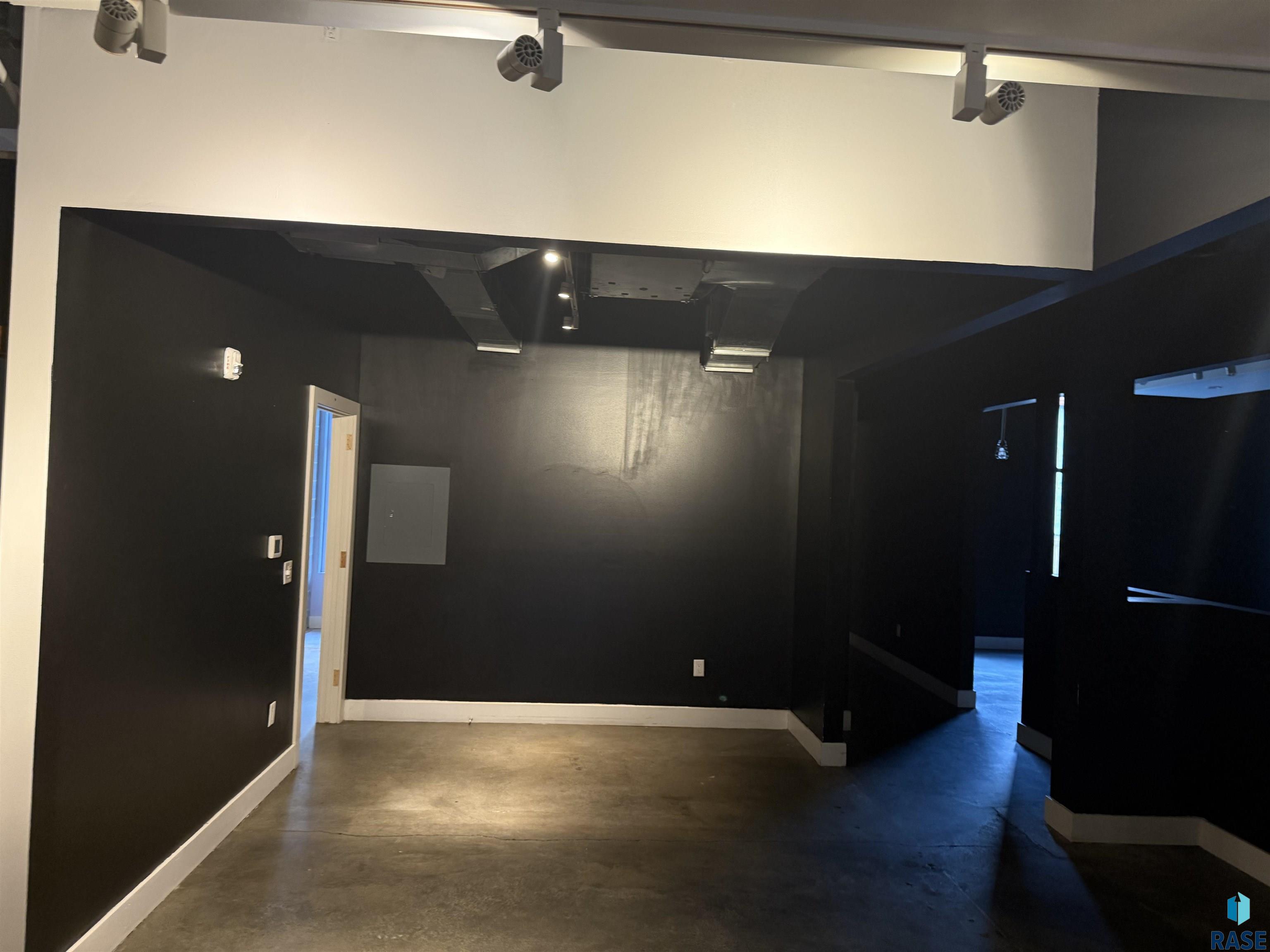 Sioux Falls, South Dakota 57104, United States, ,Commercial,Active,243953