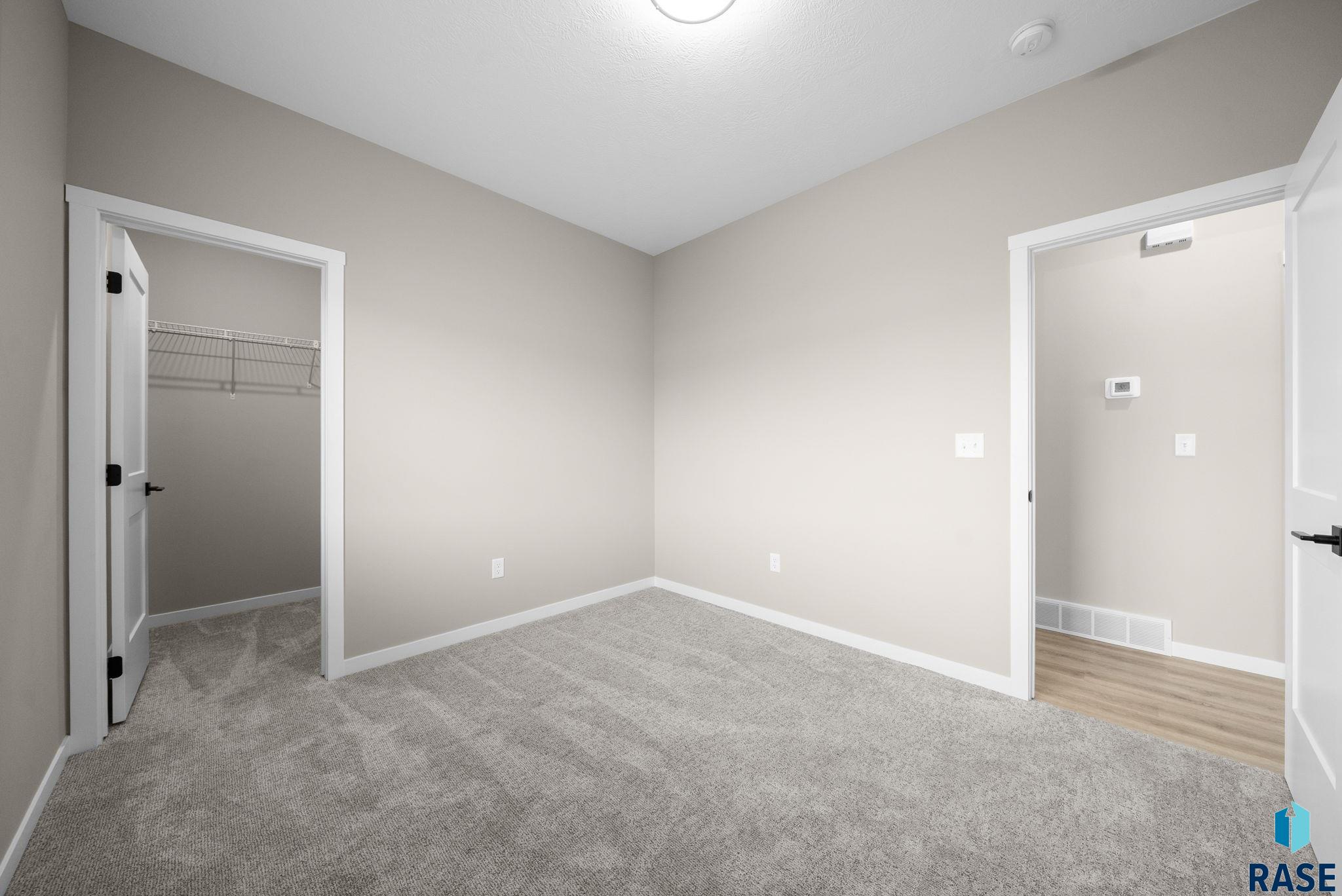 Harrisburg, South Dakota 57032, United States, 4 Bedrooms Bedrooms, ,2 BathroomsBathrooms,Residential,Active,235841