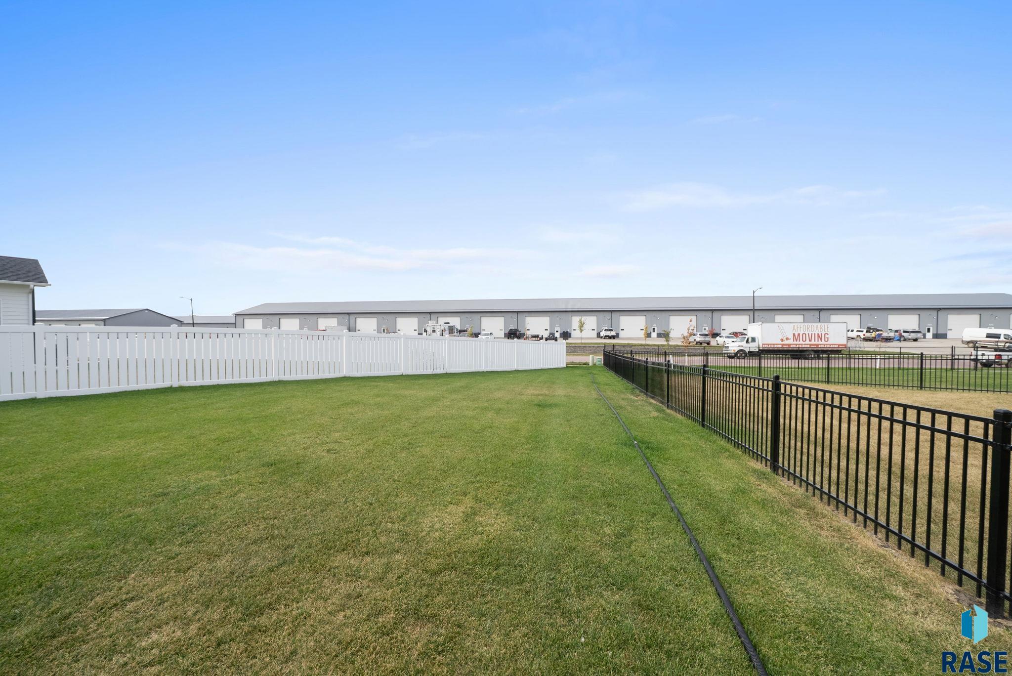 Harrisburg, South Dakota 57032, United States, 4 Bedrooms Bedrooms, ,2 BathroomsBathrooms,Residential,Active,235841