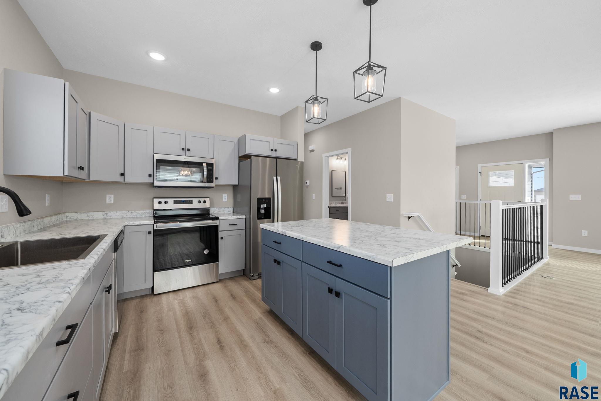 Harrisburg, South Dakota 57032, United States, 4 Bedrooms Bedrooms, ,2 BathroomsBathrooms,Residential,Active,235841