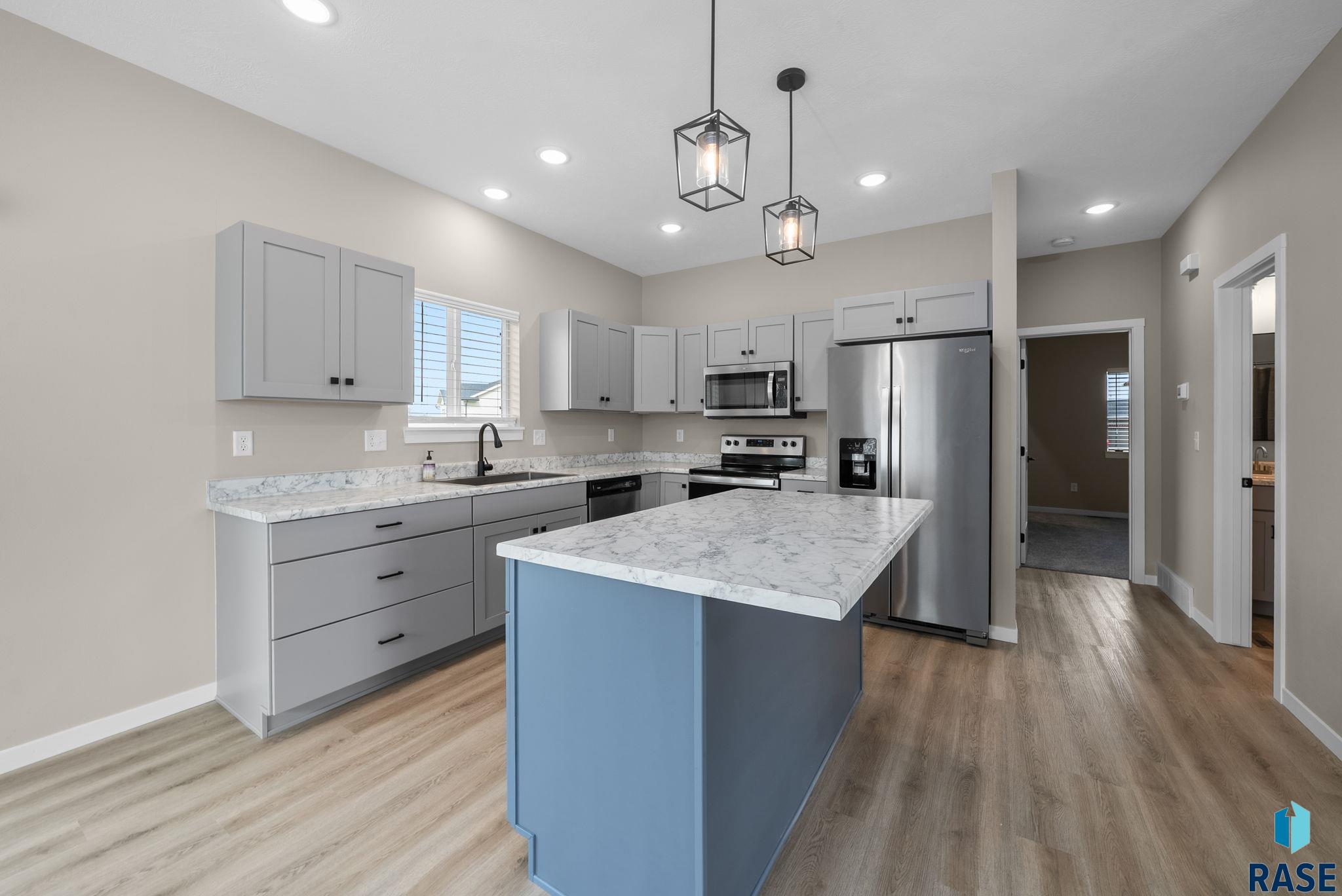 Harrisburg, South Dakota 57032, United States, 4 Bedrooms Bedrooms, ,2 BathroomsBathrooms,Residential,Active,235841