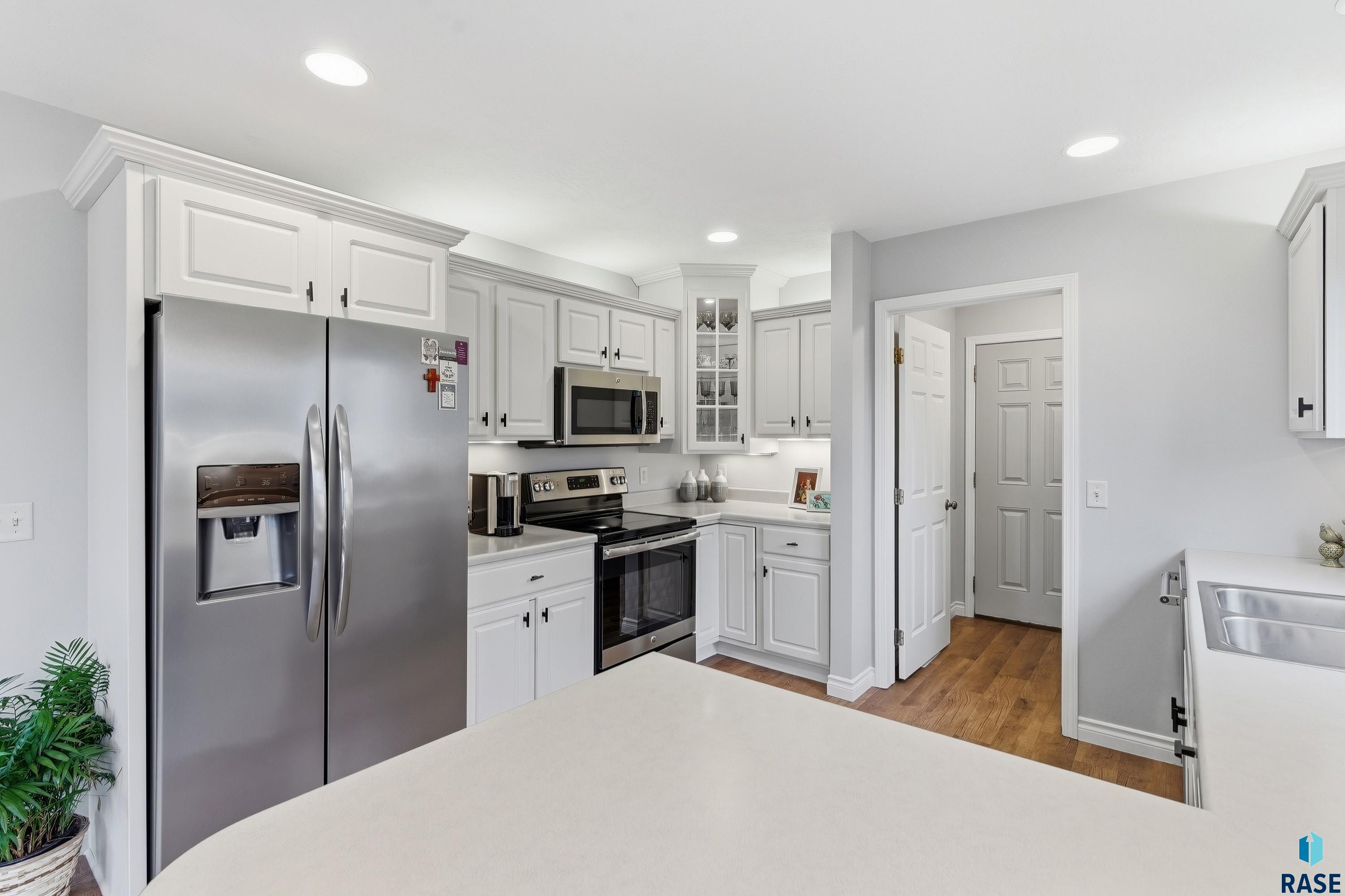 Sioux Falls, South Dakota 57108, United States, 3 Bedrooms Bedrooms, ,2 BathroomsBathrooms,Residential,Active,229762