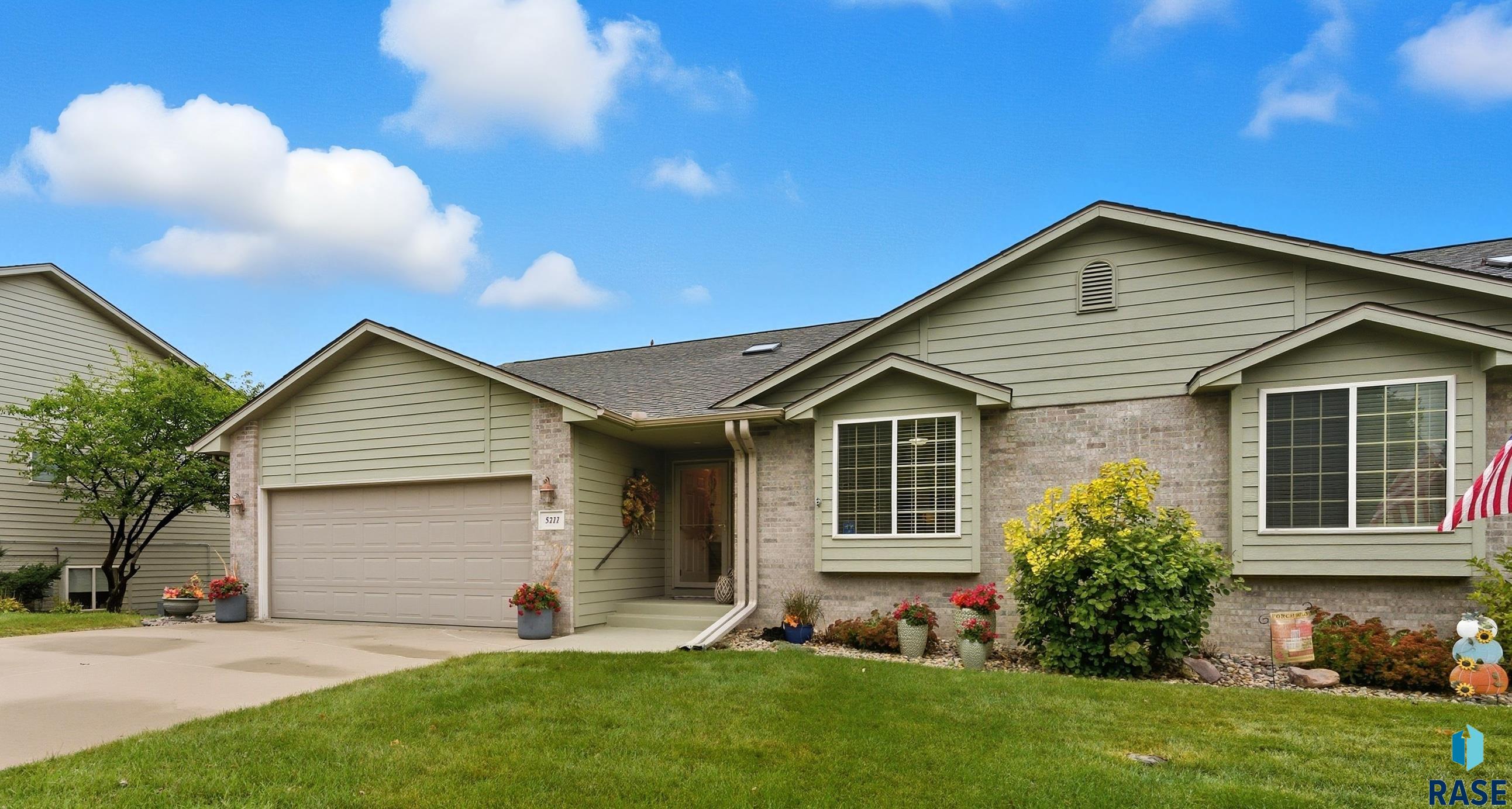 Sioux Falls, South Dakota 57108, United States, 3 Bedrooms Bedrooms, ,2 BathroomsBathrooms,Residential,Active,229762