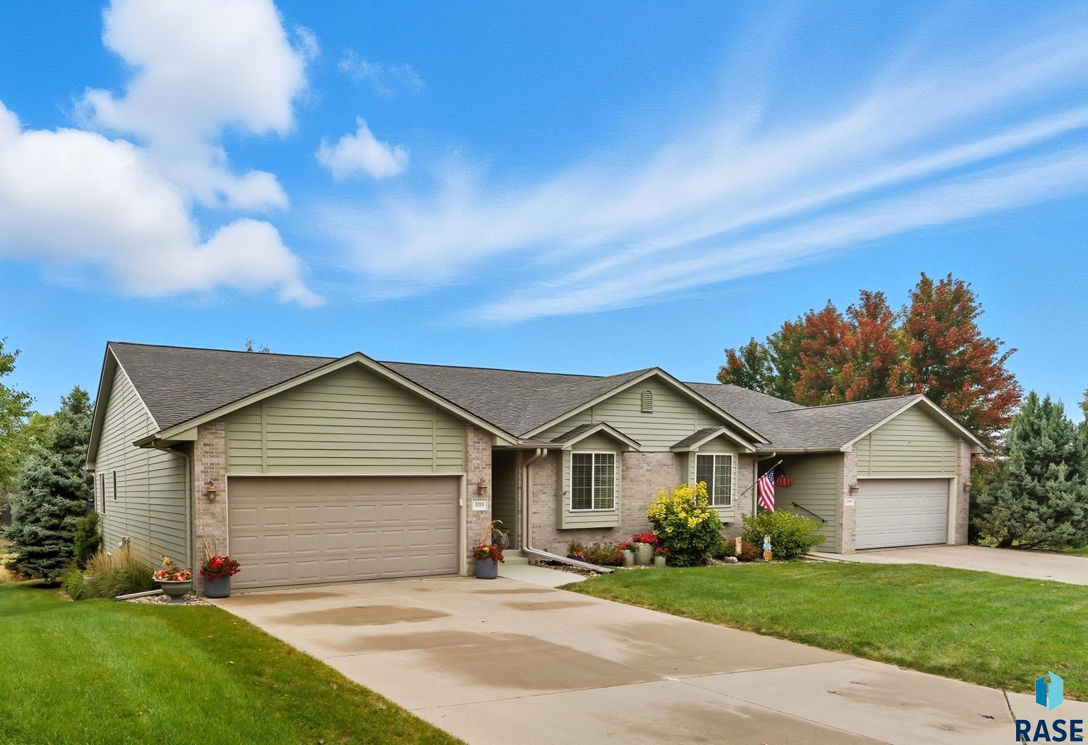 Sioux Falls, South Dakota 57108, United States, 3 Bedrooms Bedrooms, ,2 BathroomsBathrooms,Residential,Active,229762